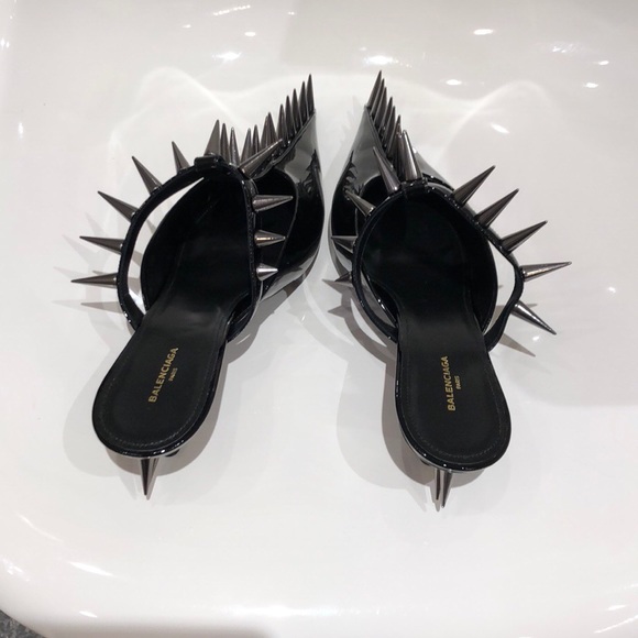 SOLD!!! NIB Balenciaga knife patent spike mule . 9 - Picture 4 of 7